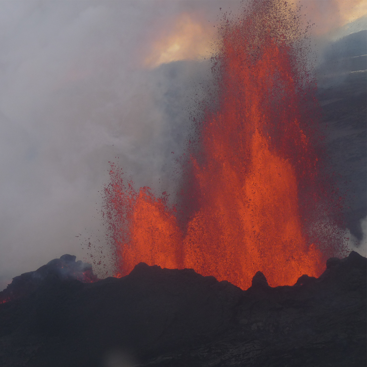 Volcano erupting_Iceland, Photo Credits Katja Lauri